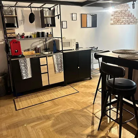 Delta Urban Loft * Neapol