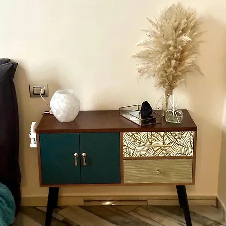 Delta Urban Loft Apartament Neapol
