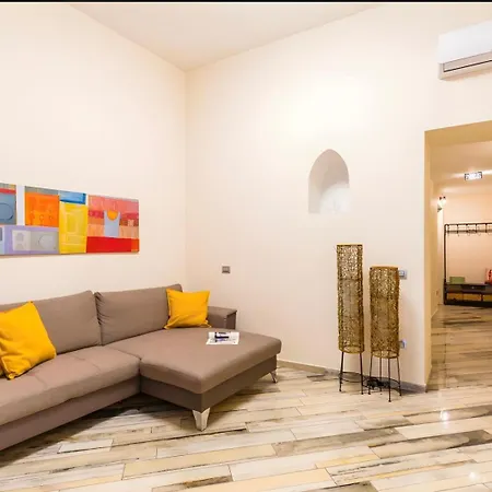 Delta Urban Loft نابولي